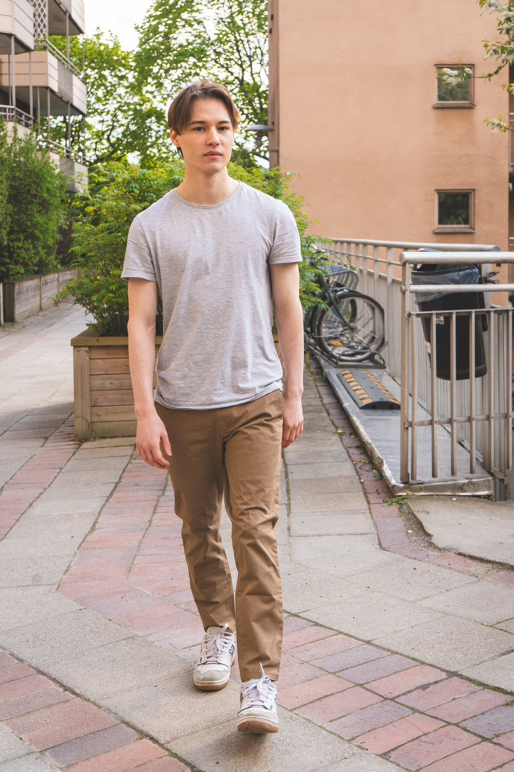 Core Stretch Chino Almond